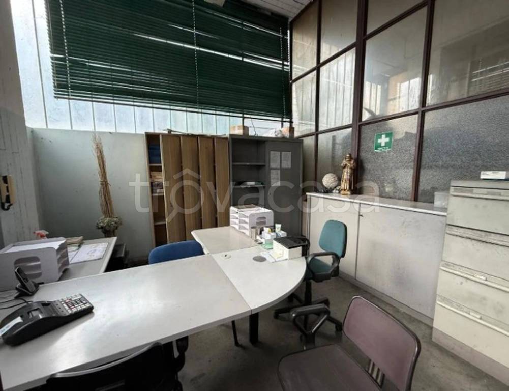 locale commerciale in vendita a Lumezzane in zona San Sebastiano