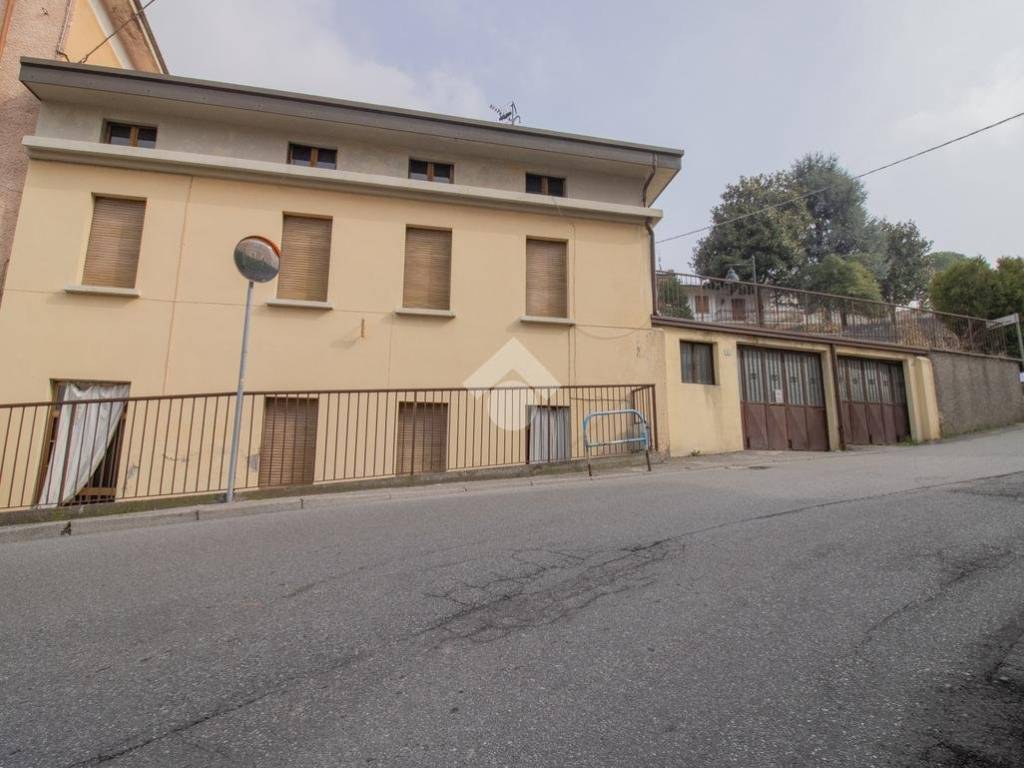 casa indipendente in vendita a Lumezzane in zona San Sebastiano