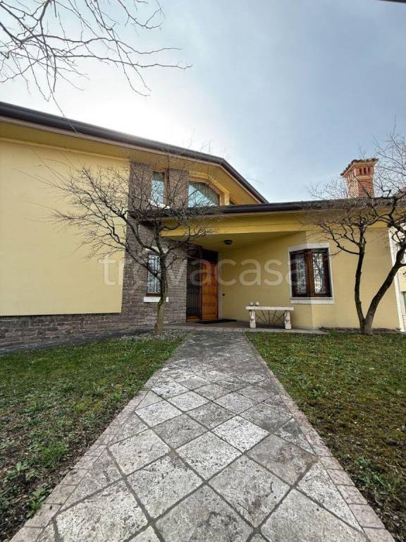 casa indipendente in vendita a Lumezzane in zona San Sebastiano