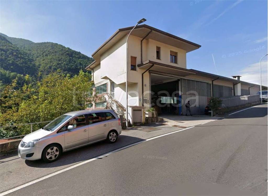 locale commerciale in vendita a Lumezzane in zona San Sebastiano
