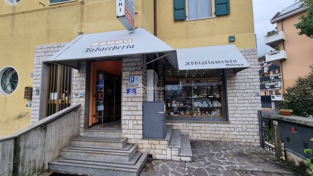 negozio in vendita a Lumezzane in zona San Sebastiano