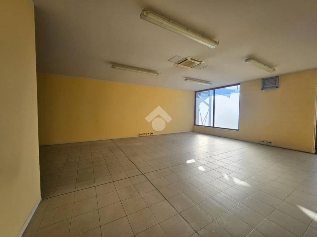 ufficio in vendita a Lumezzane in zona San Sebastiano