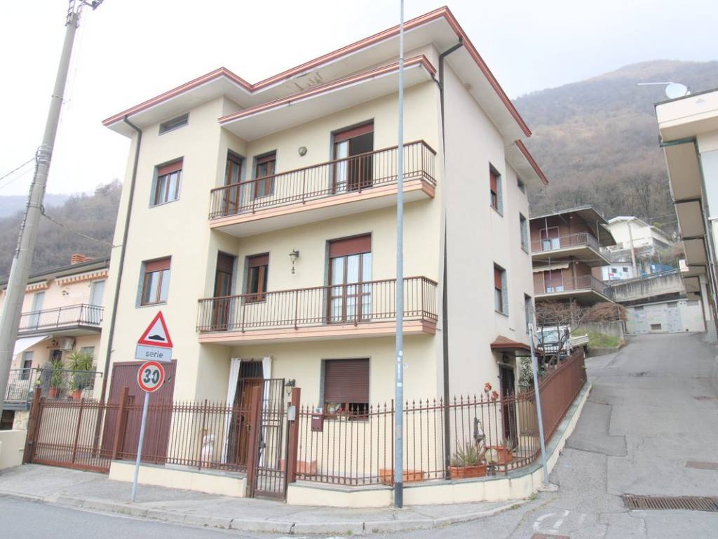 casa indipendente in vendita a Lumezzane in zona San Sebastiano