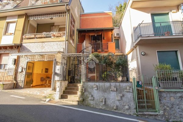 casa indipendente in vendita a Lumezzane in zona San Sebastiano