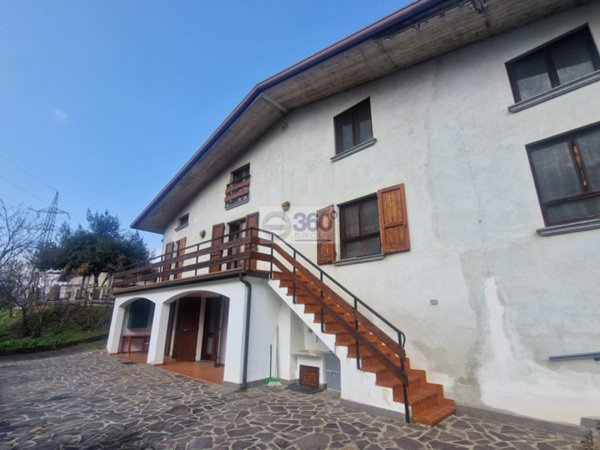 casa indipendente in vendita a Lumezzane in zona Sant'Apollonio