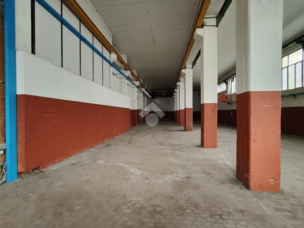 locale commerciale in vendita a Lumezzane in zona San Sebastiano