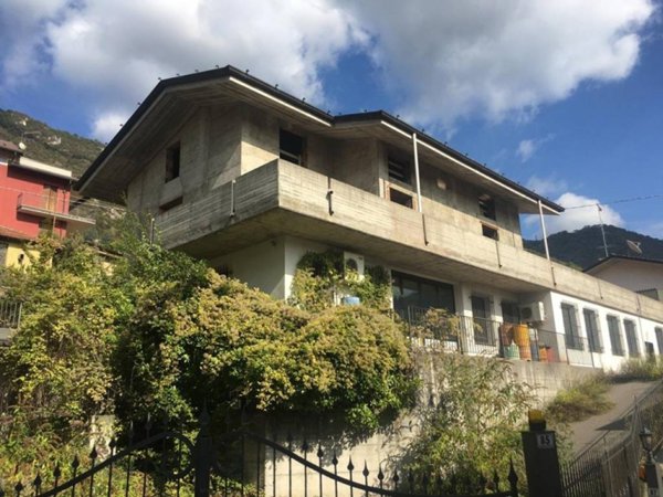 locale commerciale in vendita a Lumezzane in zona San Sebastiano