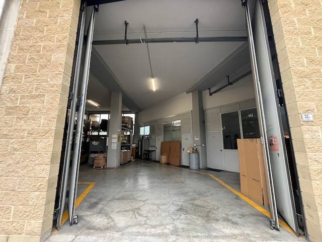 locale commerciale in vendita a Lumezzane in zona San Sebastiano