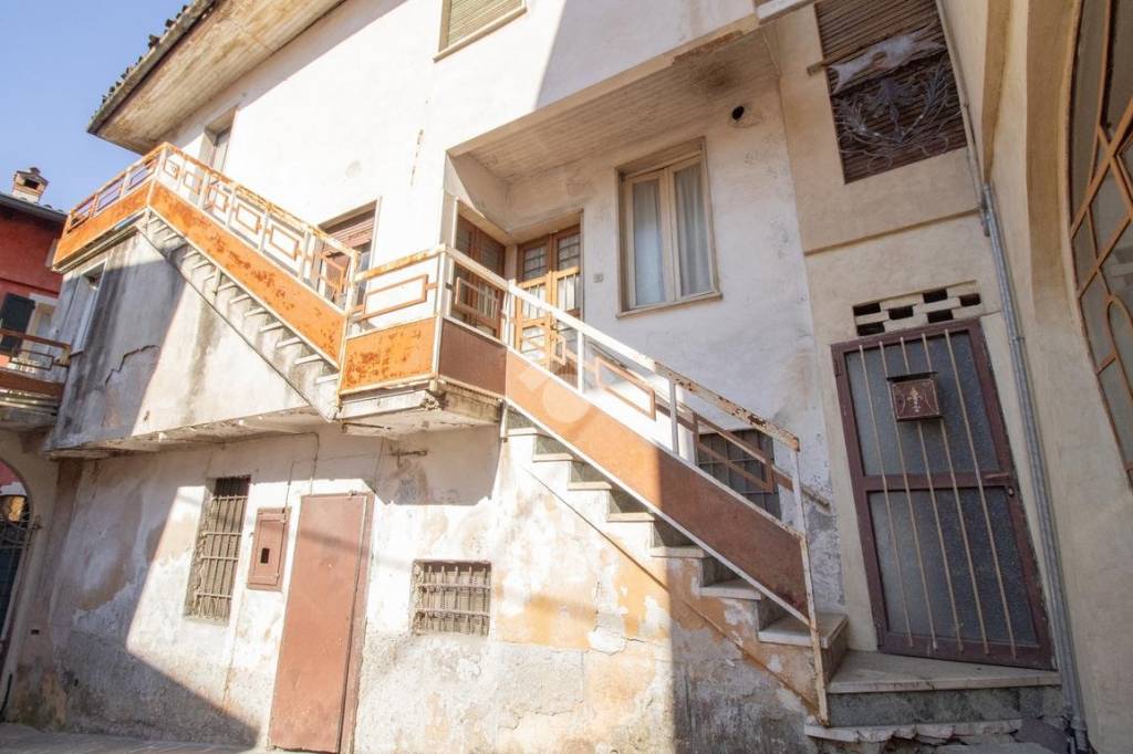 casa indipendente in vendita a Lumezzane in zona San Sebastiano
