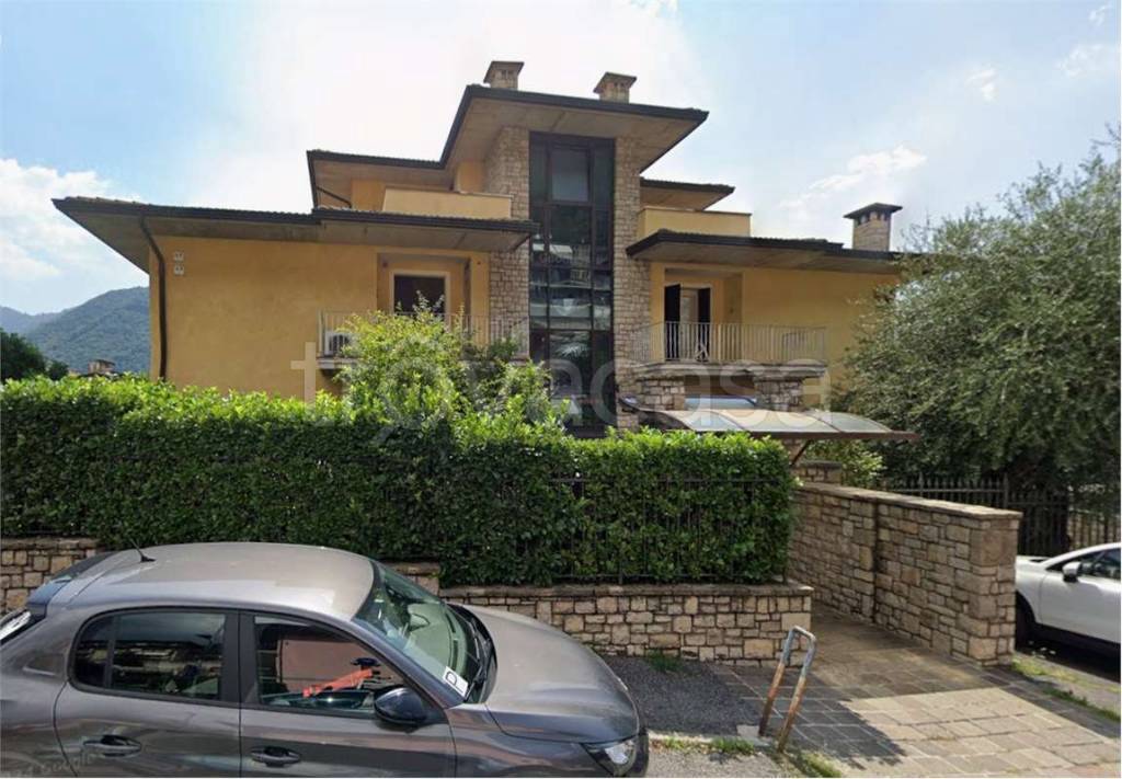 appartamento in vendita a Lumezzane in zona San Sebastiano