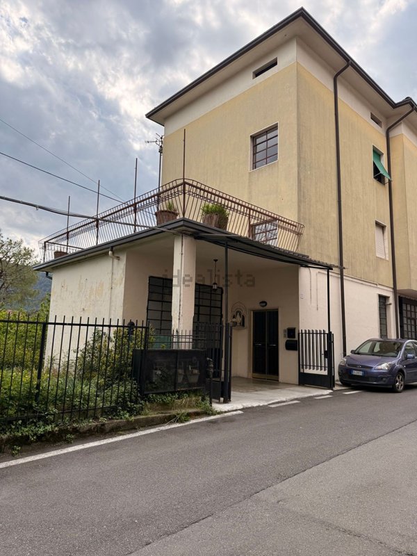appartamento in vendita a Lumezzane in zona Montagnone
