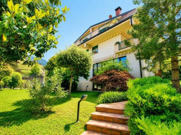 casa indipendente in vendita a Lumezzane