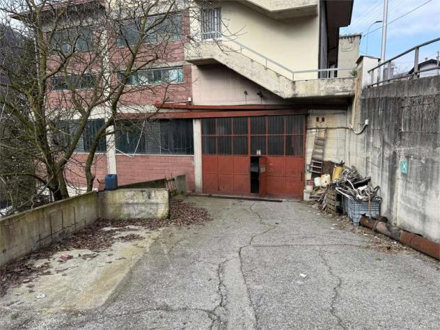 locale commerciale in vendita a Lumezzane