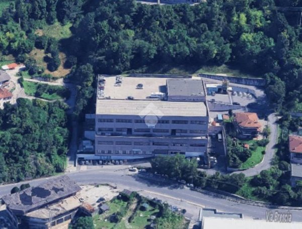 locale commerciale in vendita a Lumezzane in zona San Sebastiano