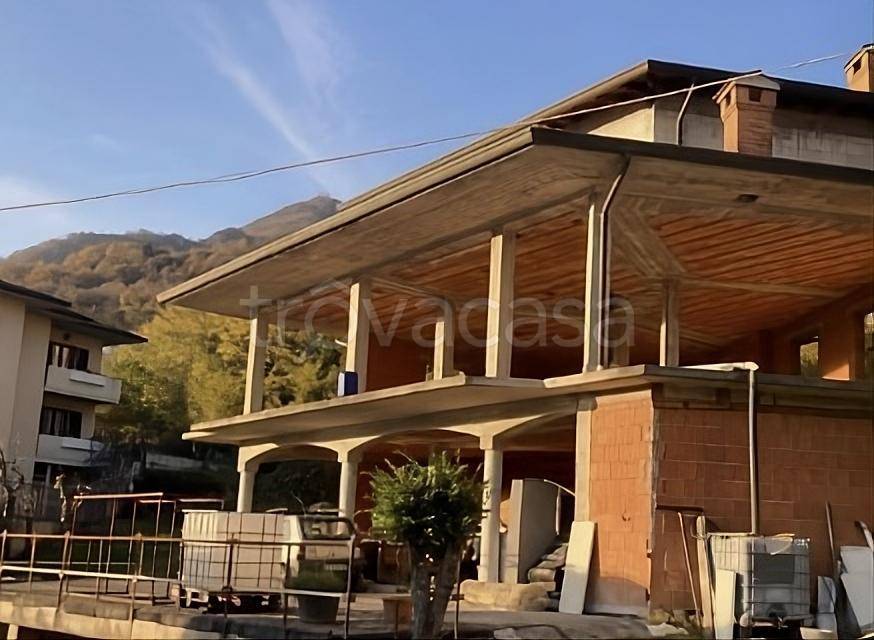 casa indipendente in vendita a Lumezzane in zona Sant'Apollonio