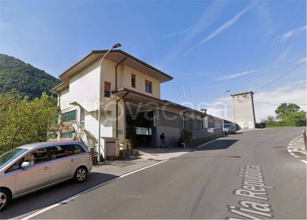 locale commerciale in vendita a Lumezzane