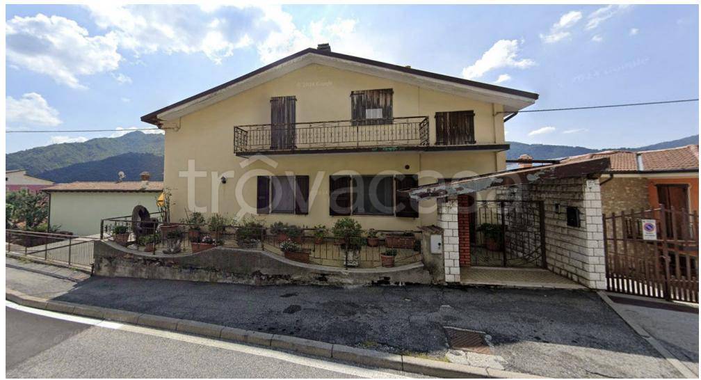 casa indipendente in vendita a Lumezzane in zona Sant'Apollonio