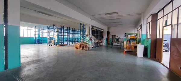 locale di sgombero in vendita a Lumezzane in zona San Sebastiano