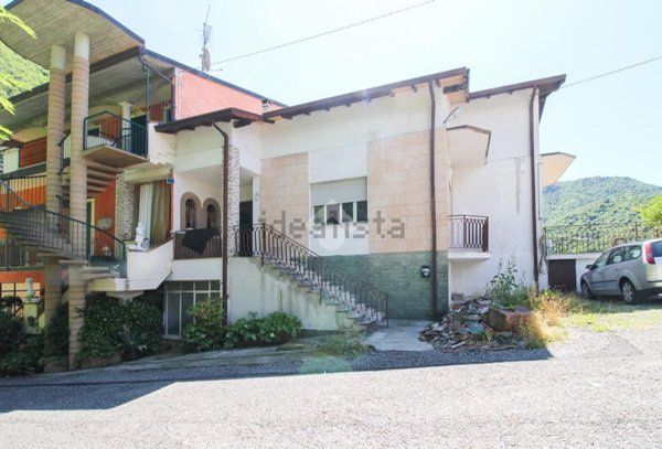 casa indipendente in vendita a Lumezzane in zona Sonico