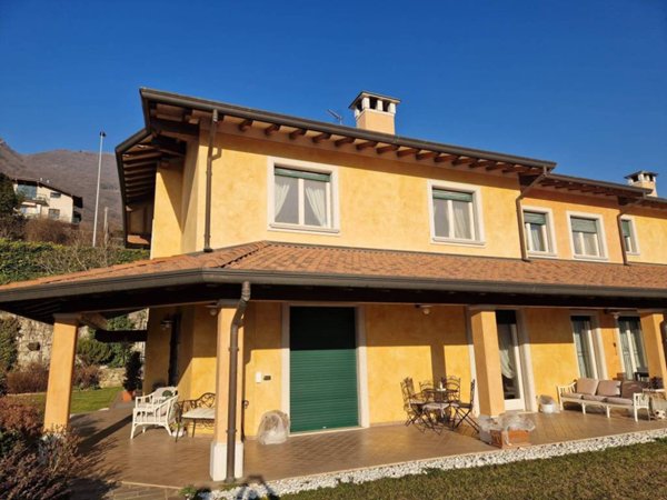 casa indipendente in vendita a Lumezzane in zona Pieve