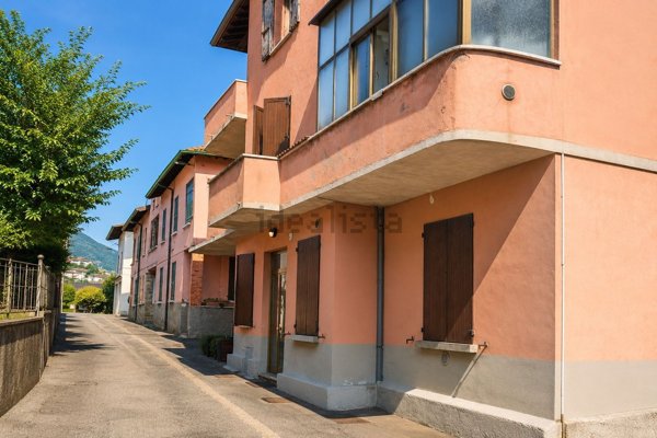 appartamento in vendita a Lumezzane in zona Tufi