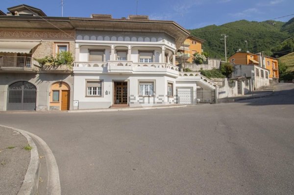 casa indipendente in vendita a Lumezzane in zona Pieve