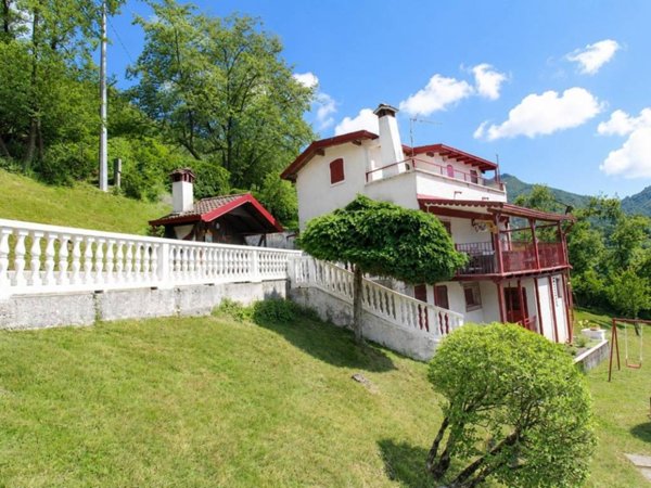 casa indipendente in vendita a Lumezzane in zona San Sebastiano