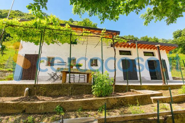 casa indipendente in vendita a Lumezzane in zona Sant'Apollonio