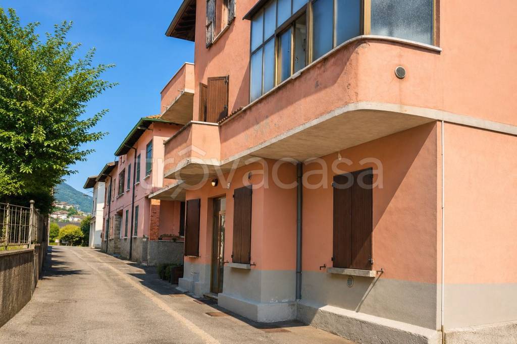 appartamento in vendita a Lumezzane in zona Tufi