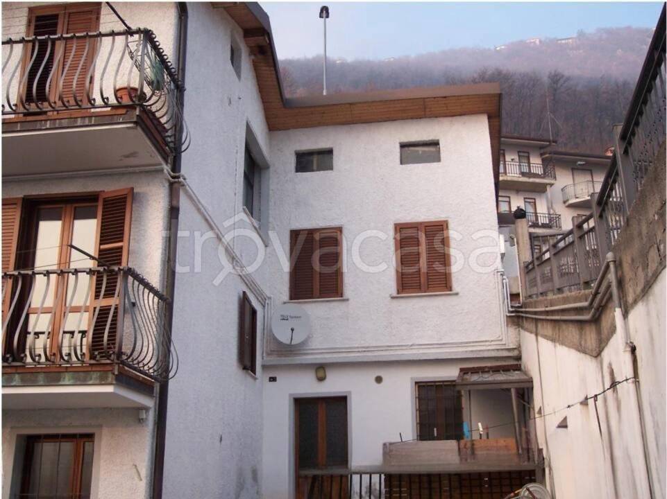 locale commerciale in vendita a Lumezzane