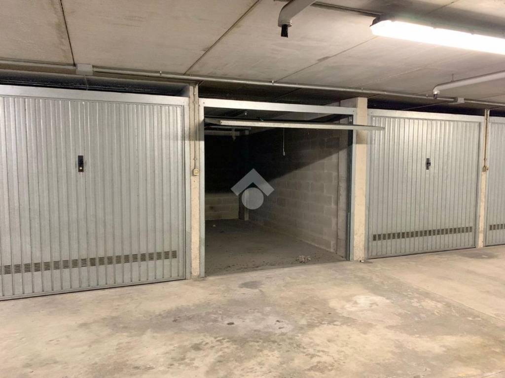 box auto in vendita a Lumezzane in zona San Sebastiano
