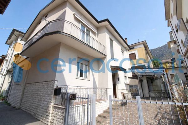 casa indipendente in vendita a Lumezzane in zona Sant'Apollonio