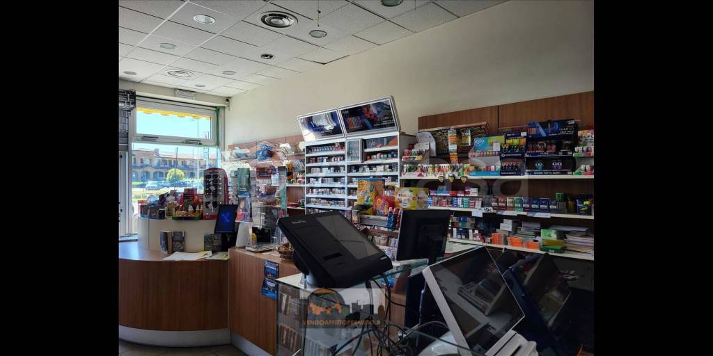 negozio in vendita a Maclodio