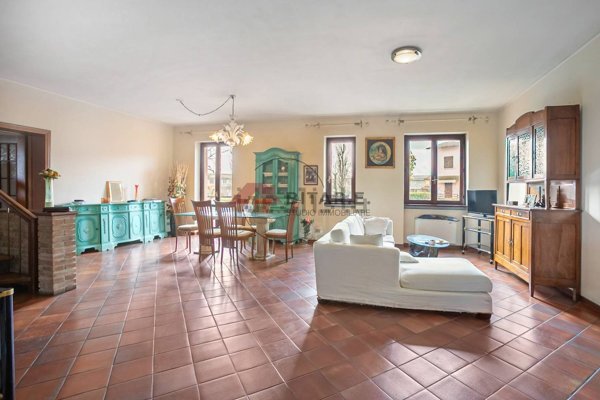 casa indipendente in vendita a Maclodio