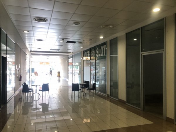 negozio in vendita a Maclodio