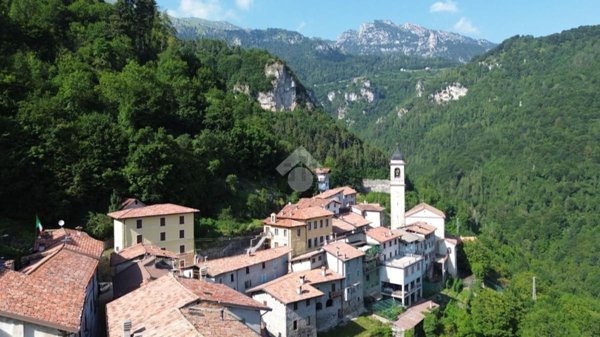 casa indipendente in vendita a Magasa