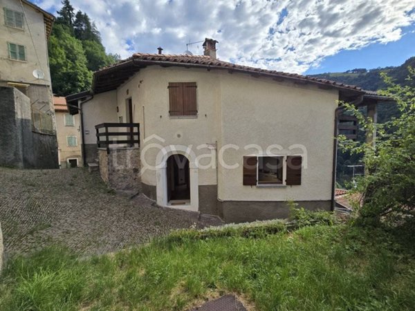 appartamento in vendita a Magasa