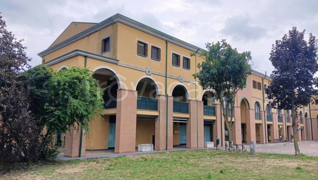 negozio in vendita a Mairano