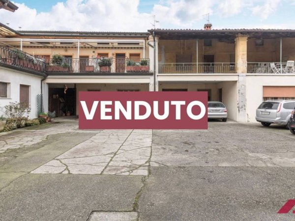 casa indipendente in vendita a Mairano