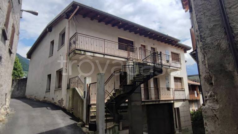 appartamento in vendita a Malegno