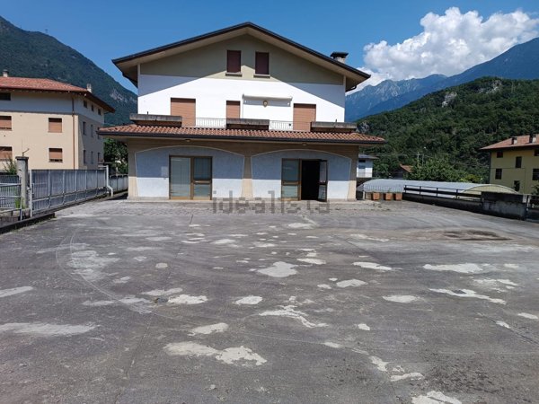 appartamento in vendita a Malegno
