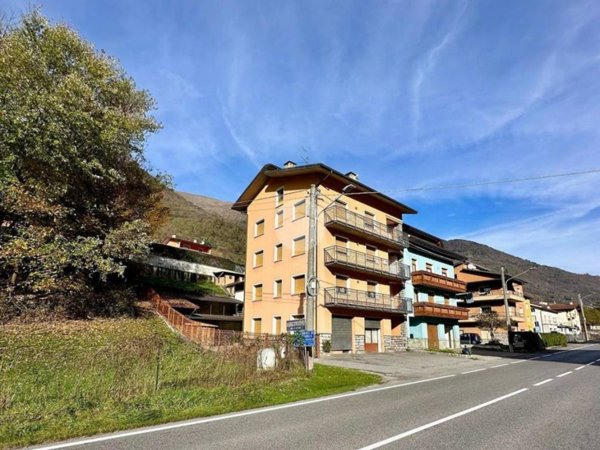 casa indipendente in vendita a Malonno