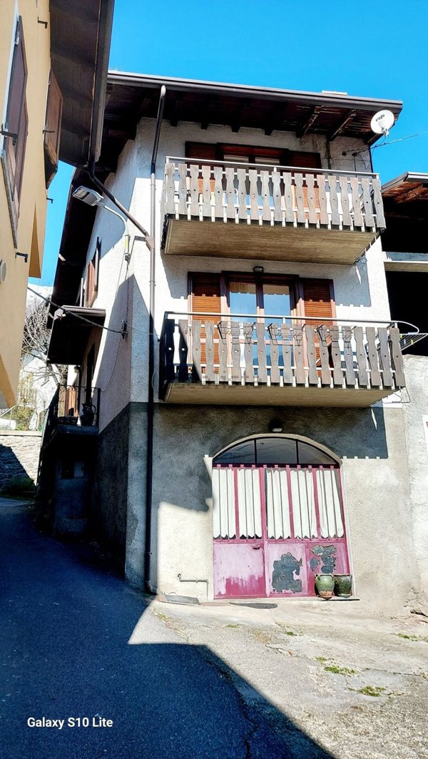 casa indipendente in vendita a Malonno