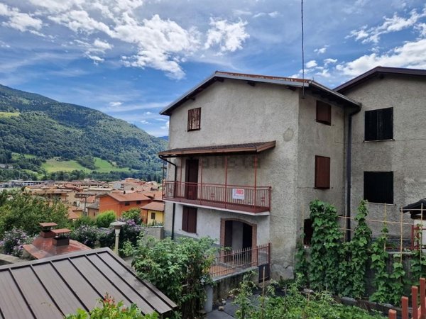 casa semindipendente in vendita a Malonno