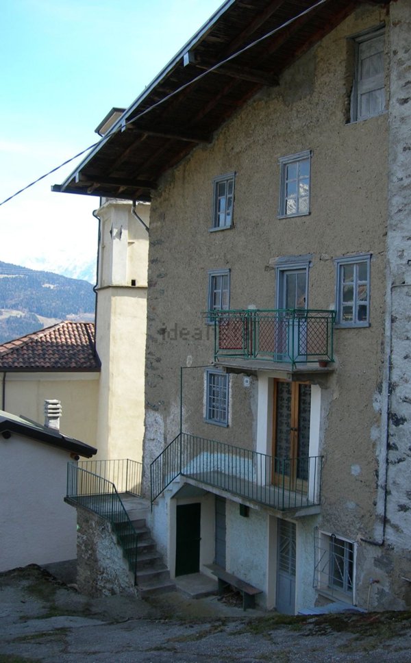 casa indipendente in vendita a Malonno in zona Landò