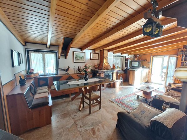 casa indipendente in vendita a Malonno