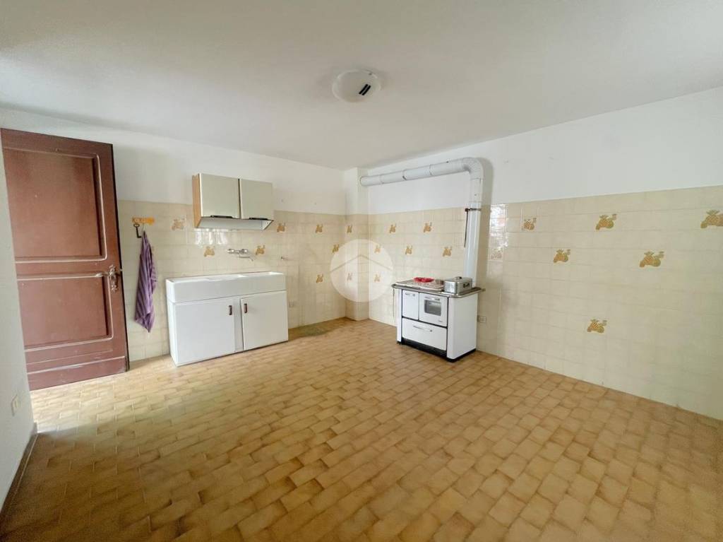 casa indipendente in vendita a Malonno in zona Lava
