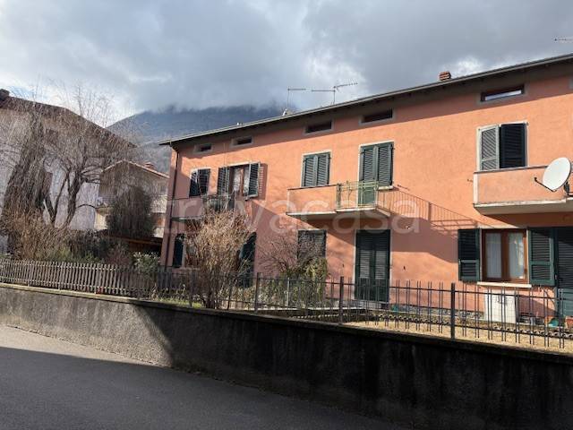 casa indipendente in vendita a Malonno