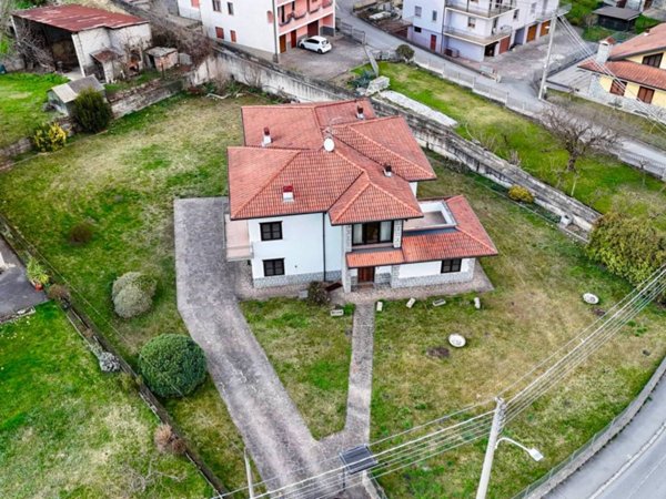 casa indipendente in vendita a Malonno