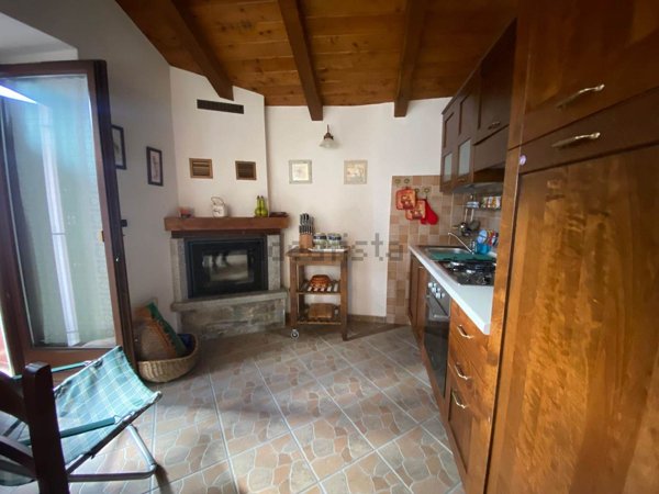 appartamento in vendita a Malonno in zona Odecla